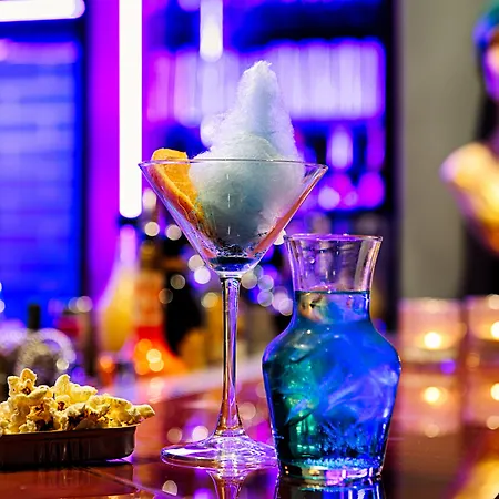 Hotel Nyx By Leonardo 4*