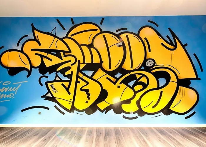 Отель Nyx By Leonardo Мангейм